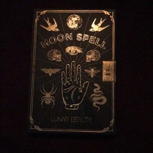 LUNAR BEAUTY MOON SPELL PALETTE BARELY USED